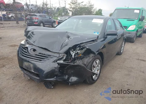 2007 Toyota Camry Le V6/Se V6/Xle V6 z USA, uszkodzony, nr VIN 4T1BK46K07U579986